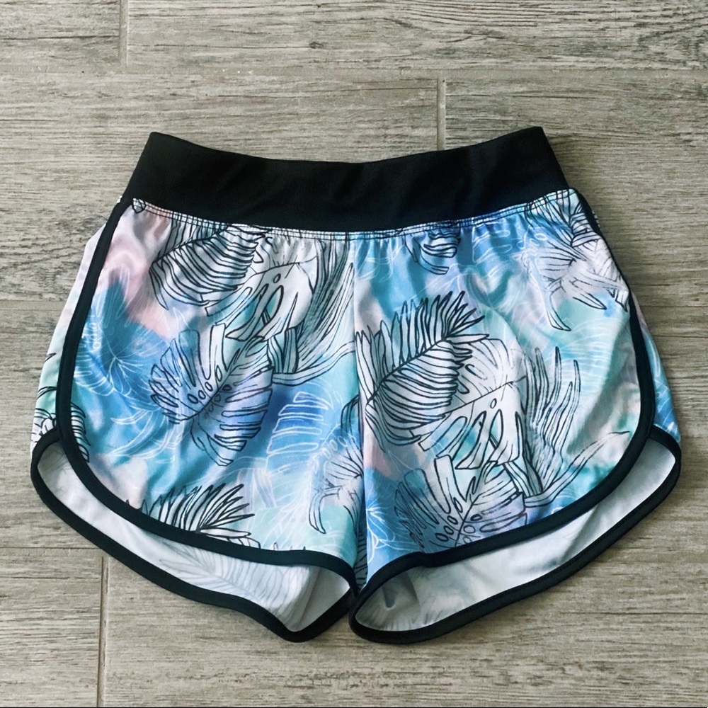 Girls Zella Track shorts size small (7/8)